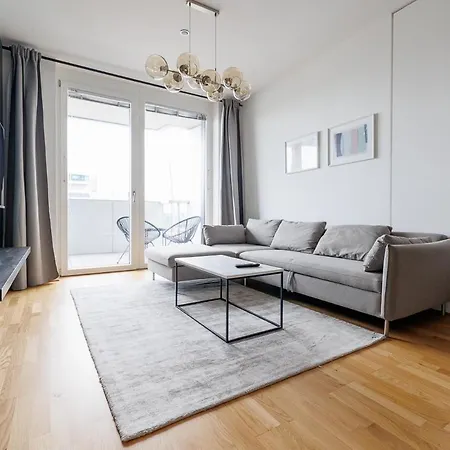 Lovely Apartment In Marina Tower - 10Min To City Center Viena Exterior foto