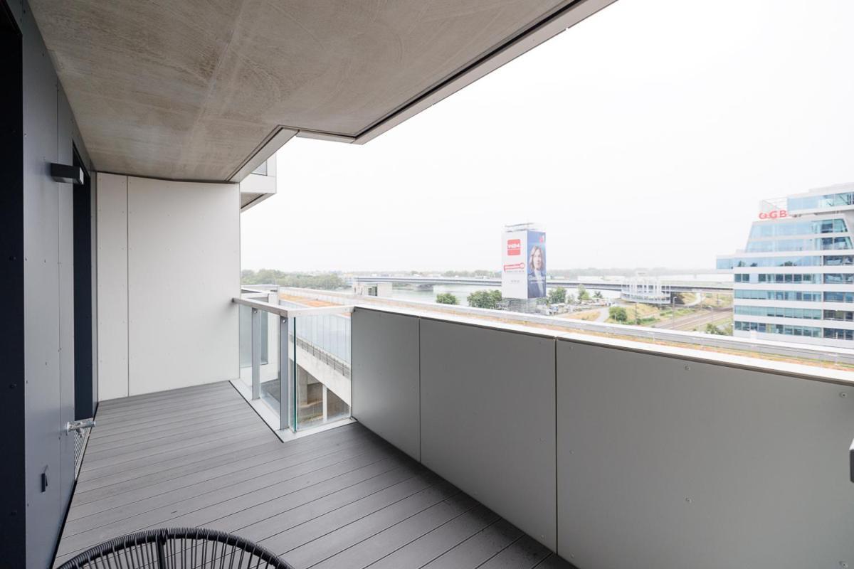 Lovely In Marina Tower - 10min To Center Apartment Vienna